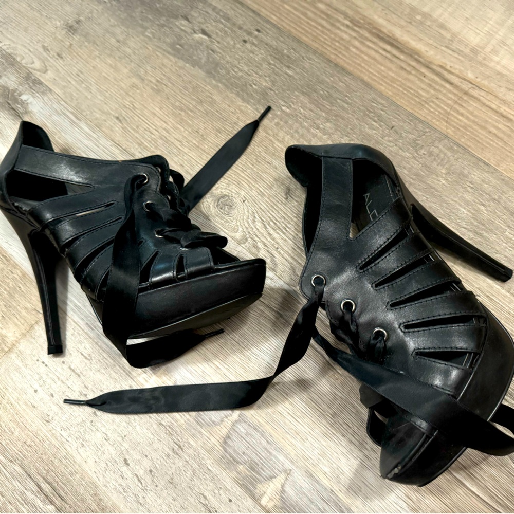 Black Aldo booties